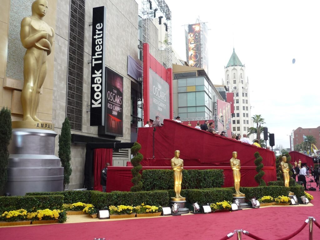 Why Fashion Houses Lend Red-Carpet Gowns Instead of Selling Them