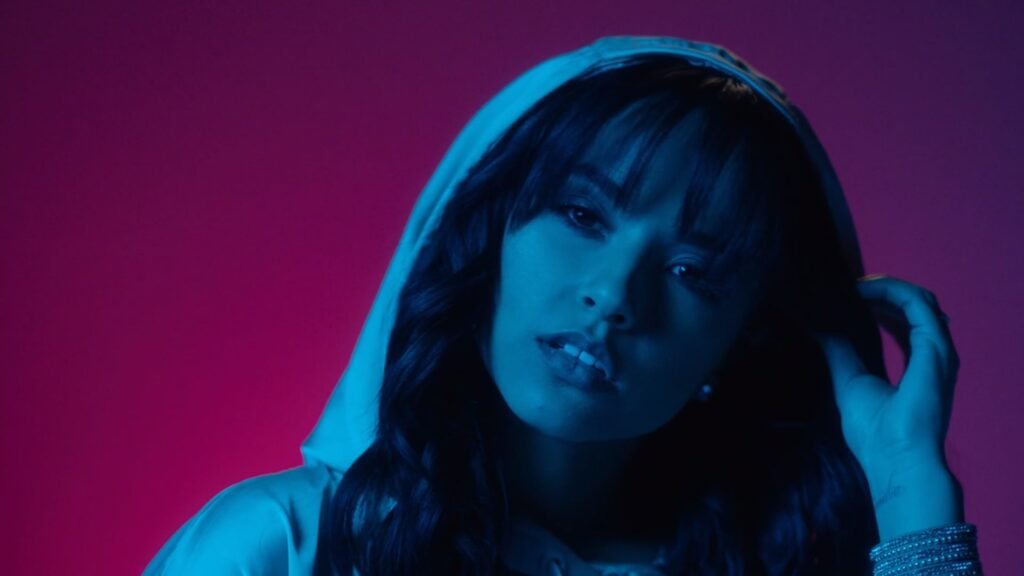 Guess Launches Becky G’s B Jean Low Rise in Two Versions and Vintage Washes